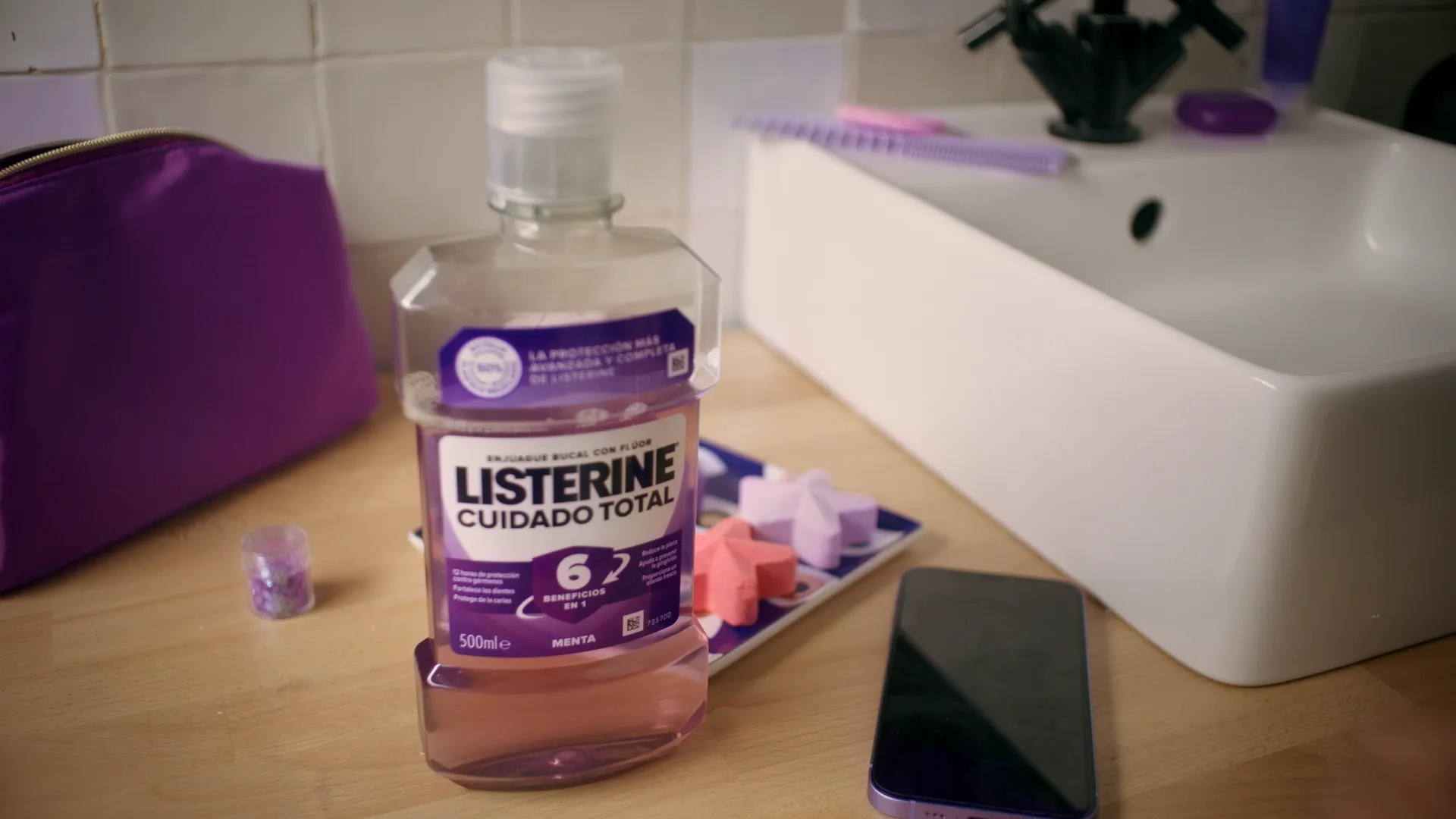 Playlisterine — still 2