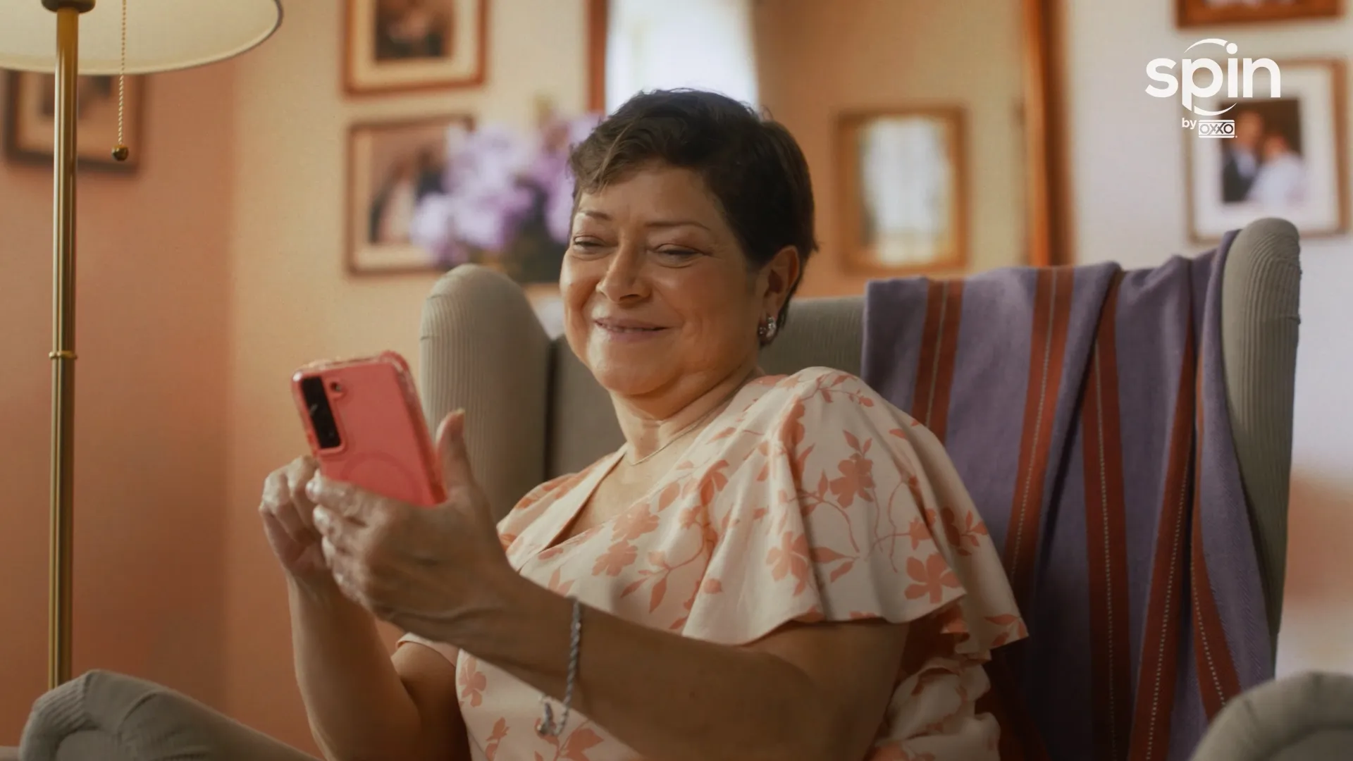 Oxxo — still 3