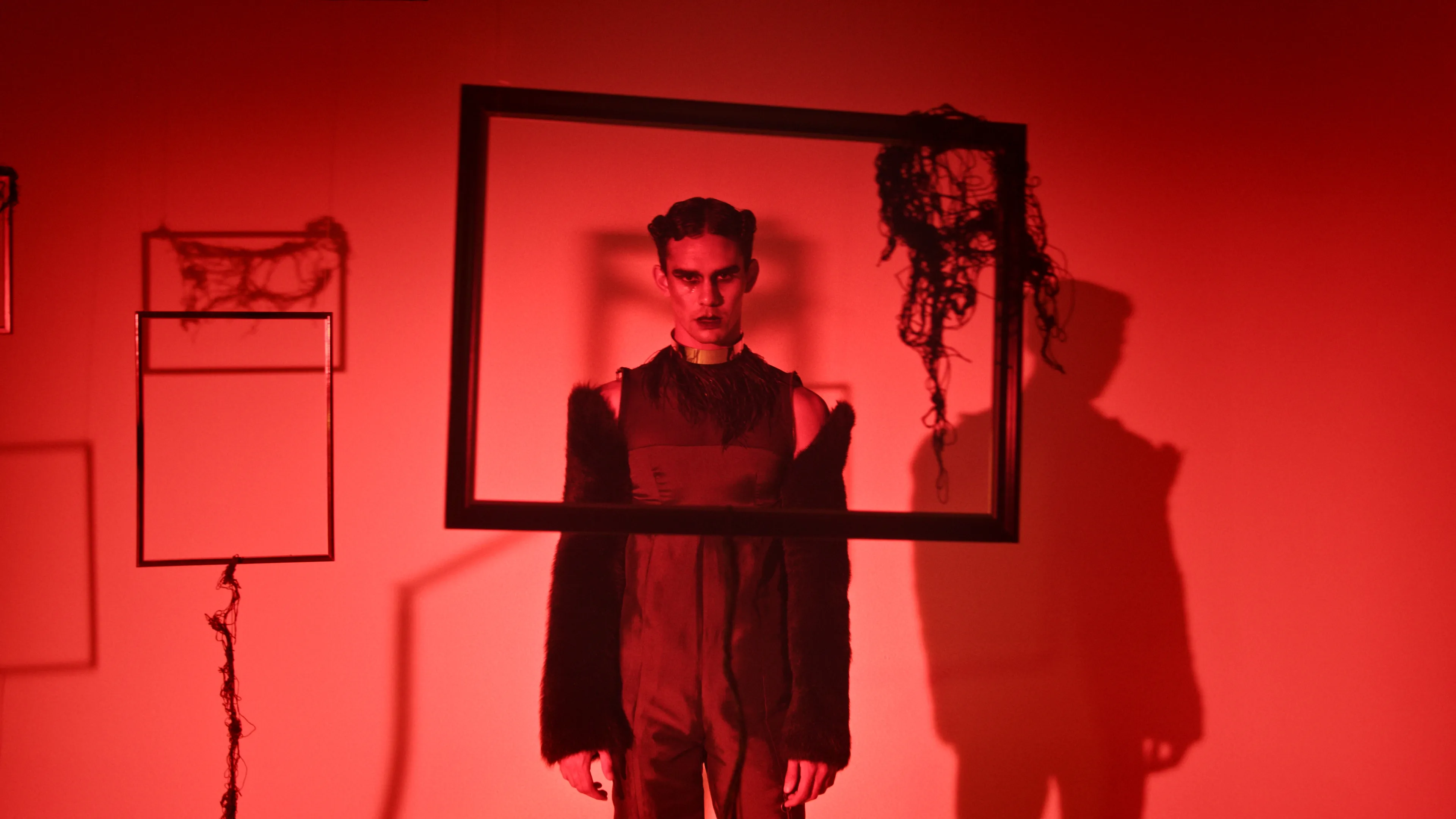 Corvus — still 5